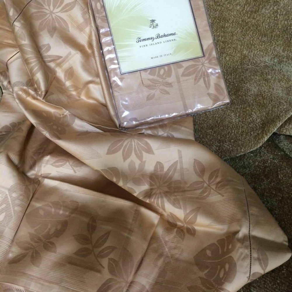 Tommy Bahama Deco Palm Standard Sham Sauterne Gold